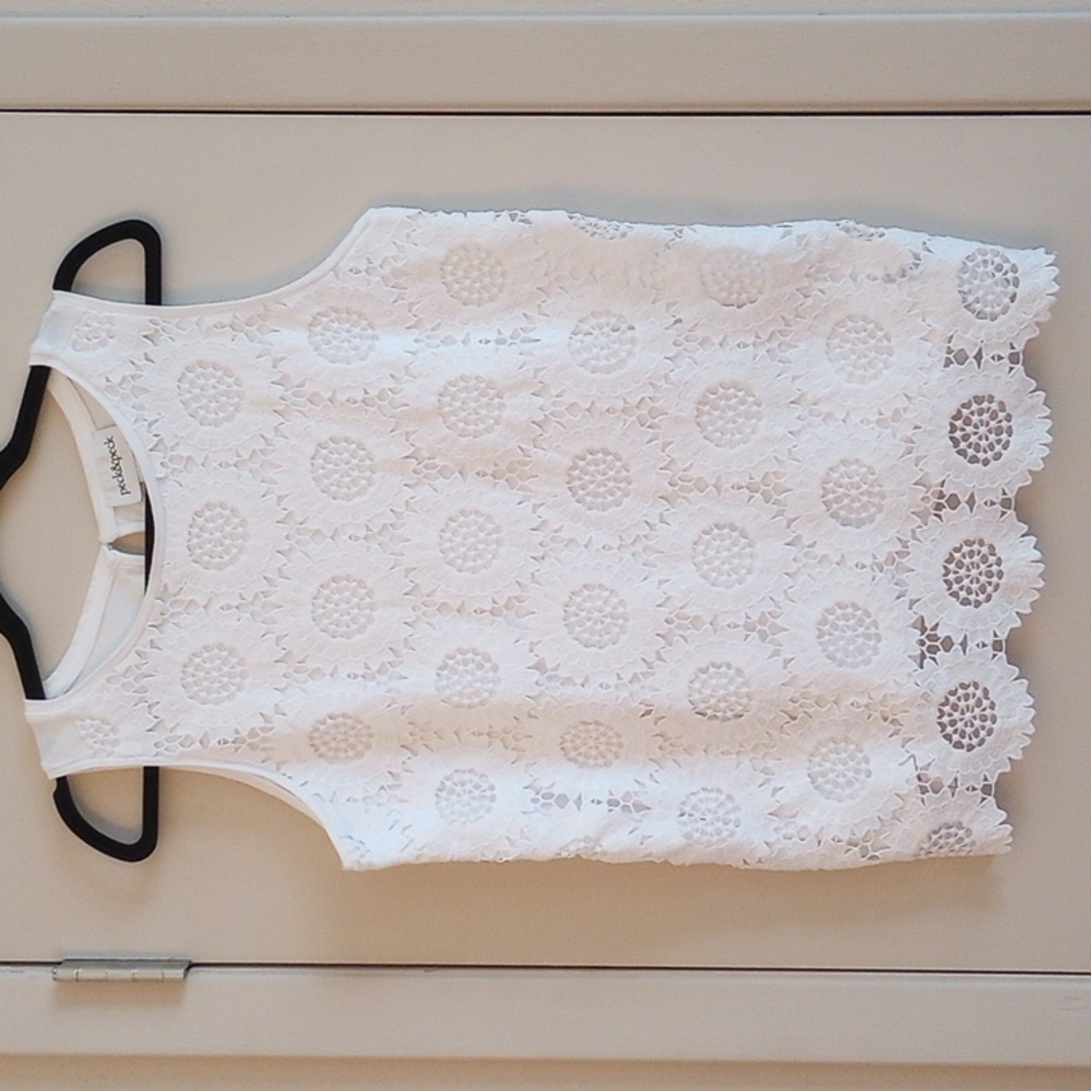 Peck & Peck Sleeveless Crochet Eyelet Lace Top